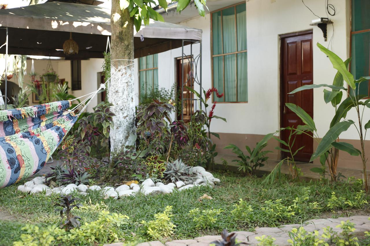 Backpacker Kitara House Hotel Tarapoto Exterior photo