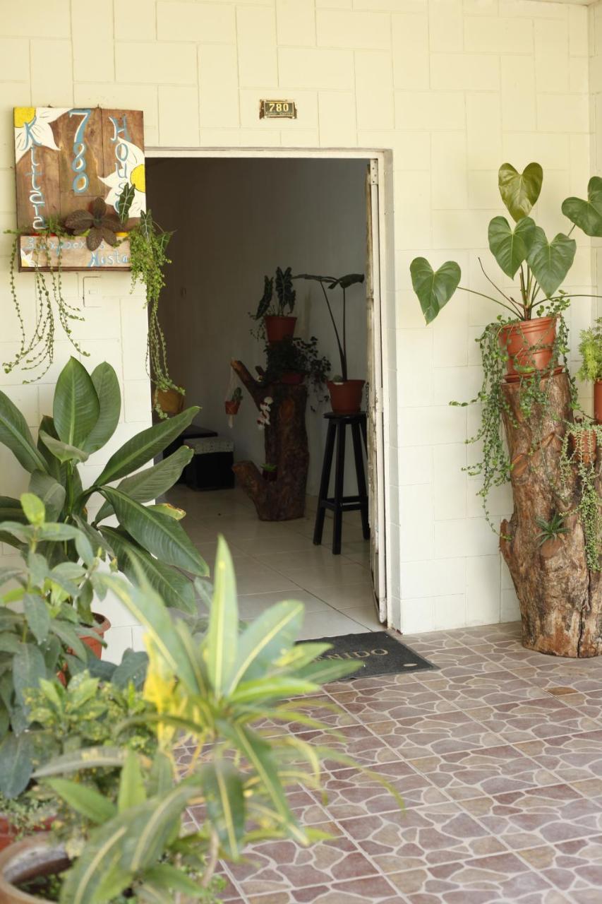 Backpacker Kitara House Hotel Tarapoto Exterior photo